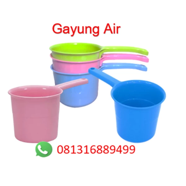 Gayung Air Plastik  Rp 4733/ pcs