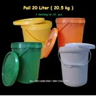Pail ( Bucket ) 20 Liter ( 20.000 ml ) or 20.5 kg 1